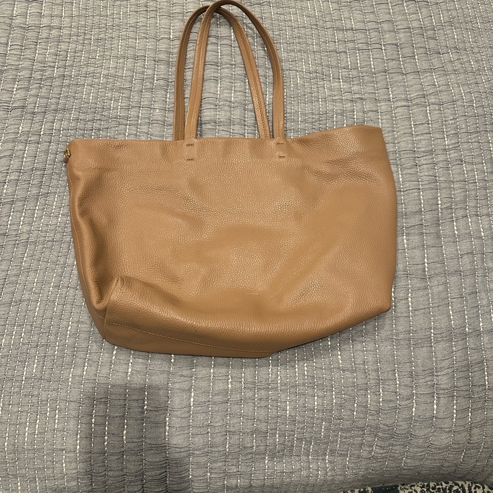 Cuyana Leather Zippered Tote Bag